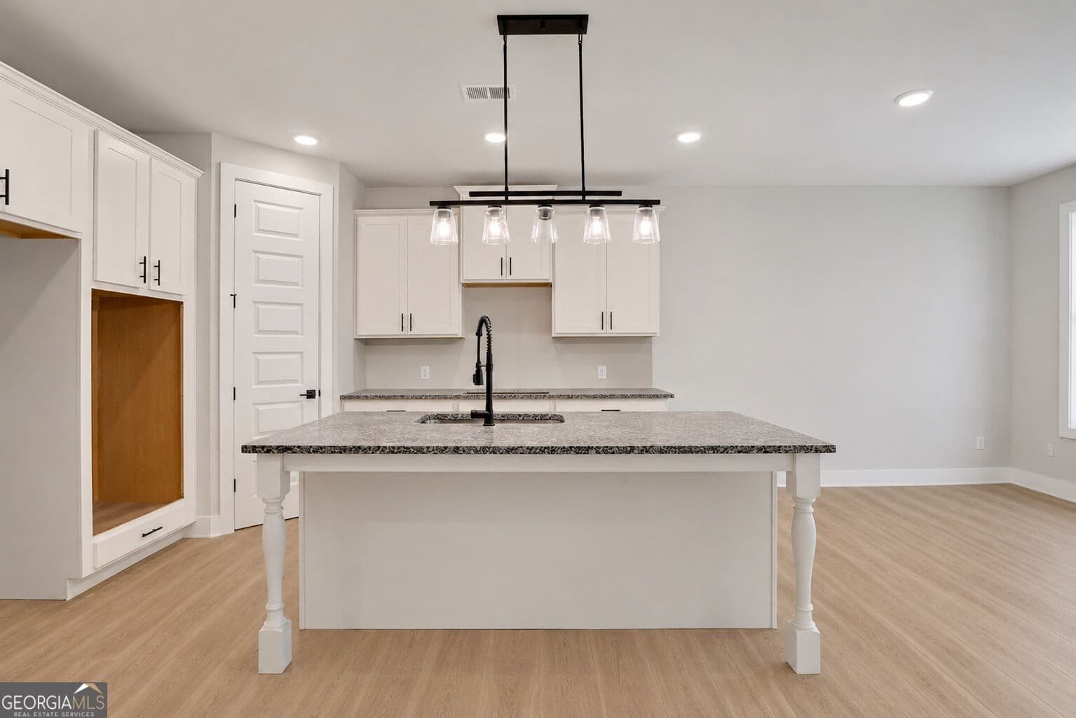 5 bedroom, 3 bathroom, 2,676 sq ft single family residence for sale at 116 Patillo Manor 04, Stockbridge, GA 30281 — photo 8