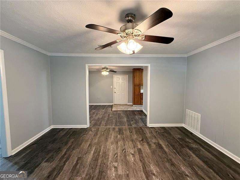 3 bedroom, 2 bathroom, 1,408 sq ft single family residence for rent at 1414 Sycamore Drive, Kennesaw, GA 30152 for $2,200 a month — photo 8