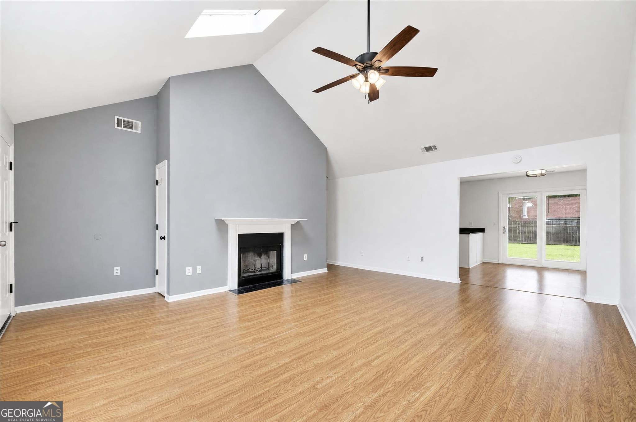 3 bedroom, 2 bathroom, 1,392 sq ft single family residence under contract at 35 Cutler Drive, Savannah, GA 31419 — photo 6