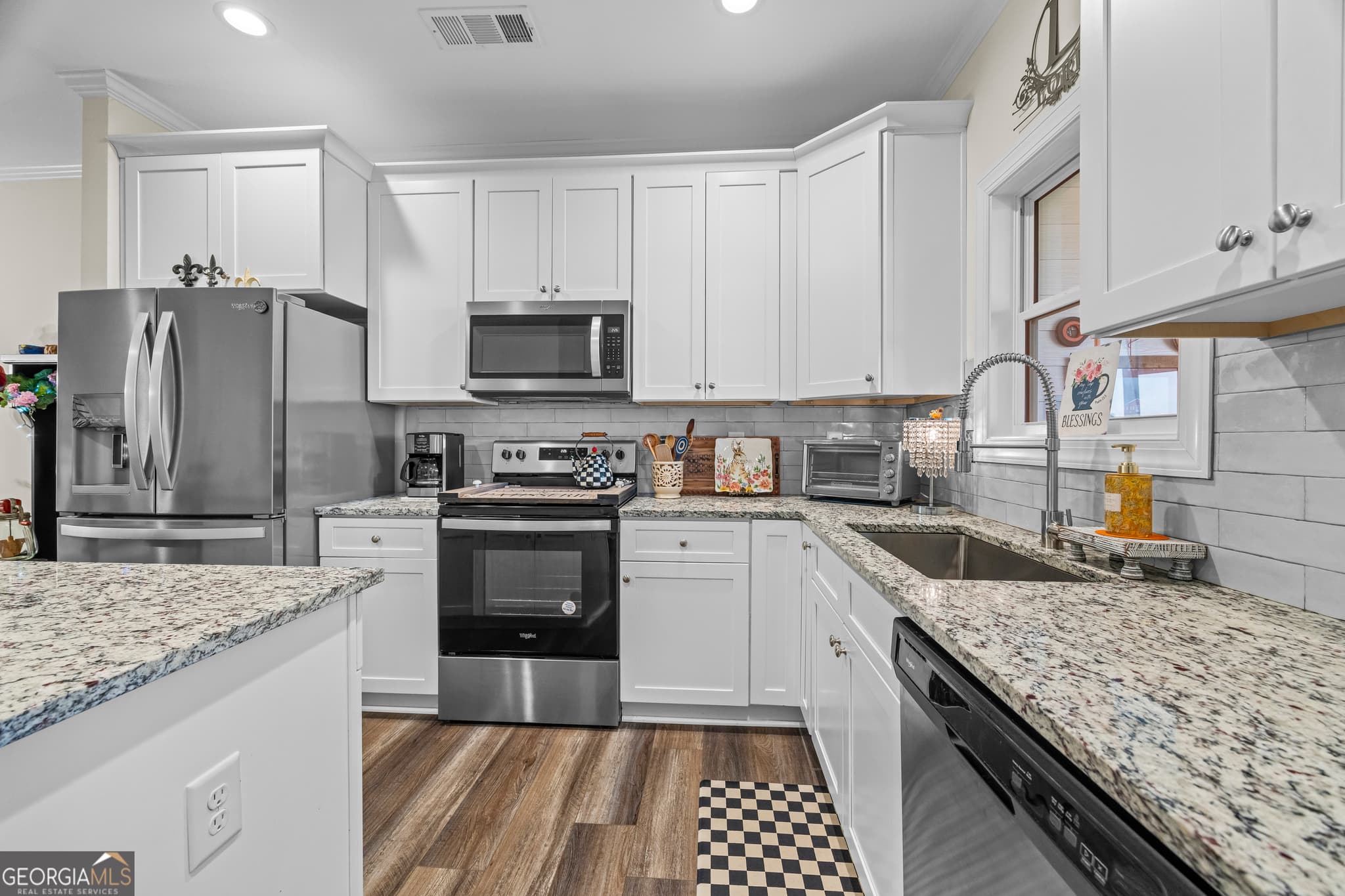 3 bedroom, 2.5 bathroom, 1,662 sq ft townhouse for sale at 124 Magnolia Place, Homer, GA 30547 — photo 8