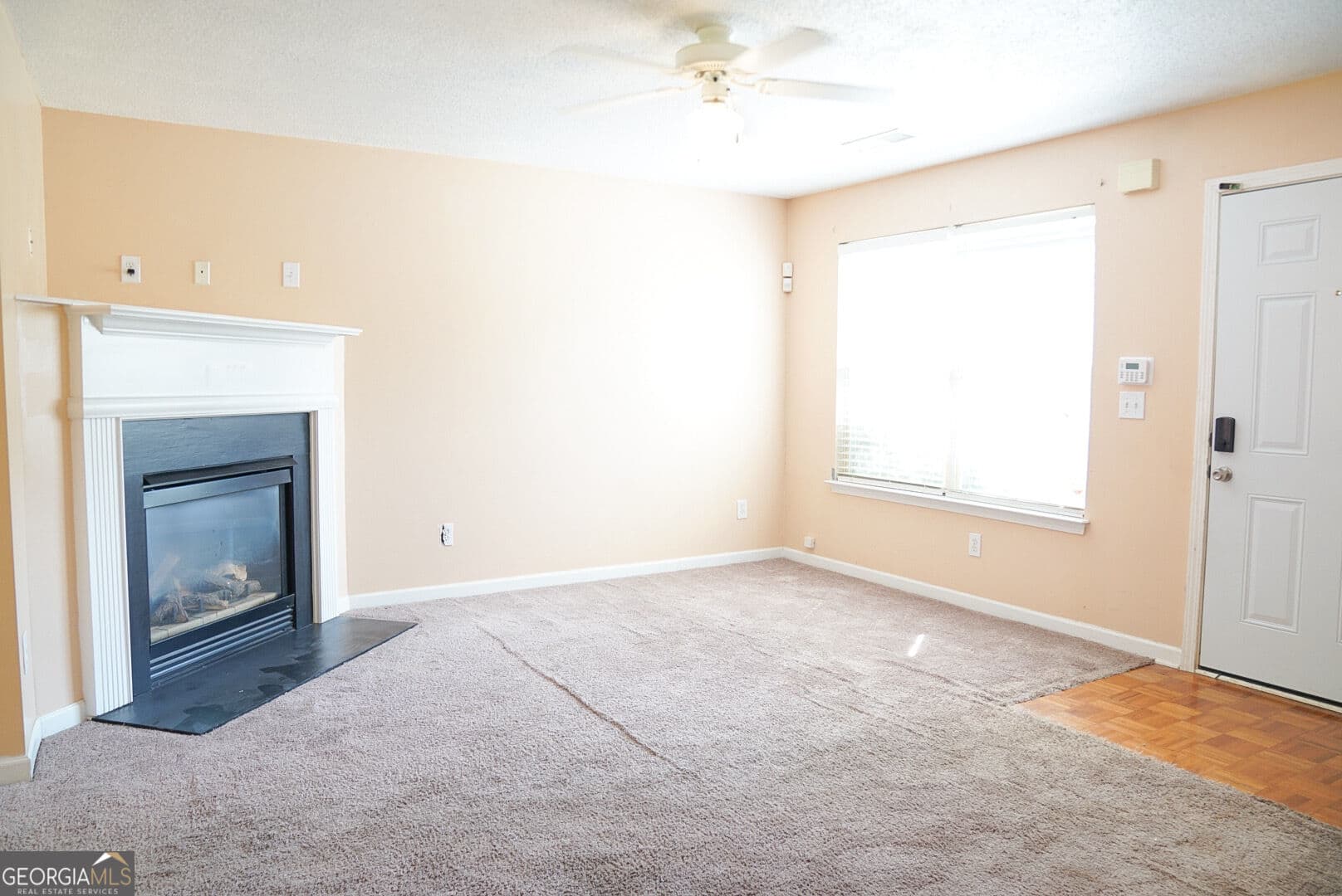 2 bedroom, 2.5 bathroom, 1,150 sq ft single family residence for sale at 300 Goldenrod Drive, Stockbridge, GA 30281 — photo 3