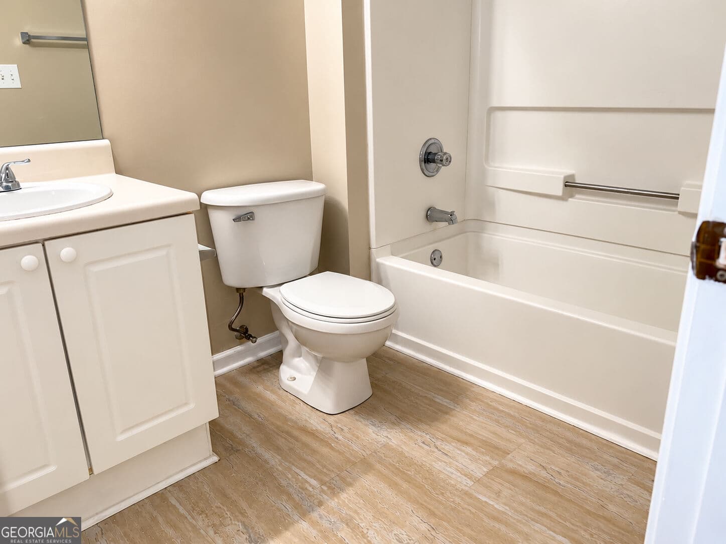 2 bedroom, 2.5 bathroom, 1,150 sq ft single family residence for sale at 300 Goldenrod Drive, Stockbridge, GA 30281 — photo 10