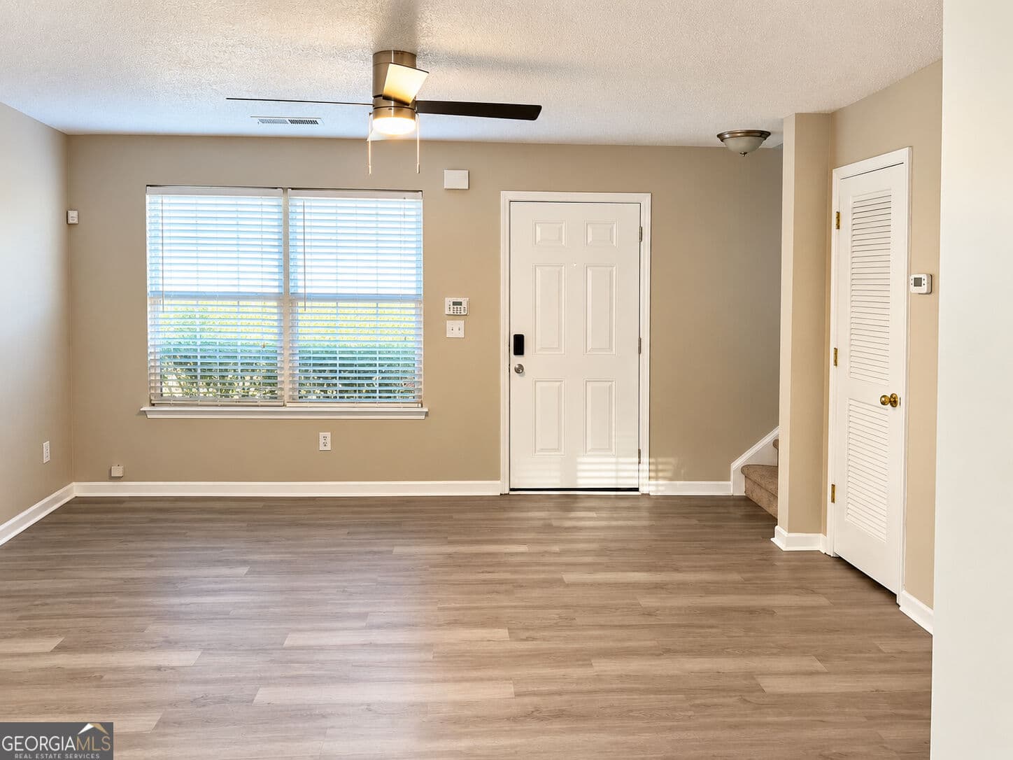 2 bedroom, 2.5 bathroom, 1,150 sq ft single family residence for sale at 300 Goldenrod Drive, Stockbridge, GA 30281 — photo 4