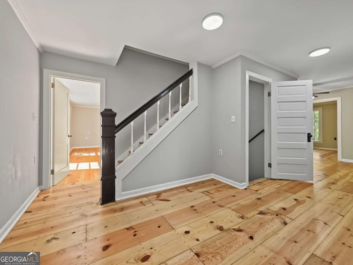 5 bedroom, 4.5 bathroom, 2,516 sq ft single family residence for sale at 80 Sims Road, Winder, GA 30680 — photo 4