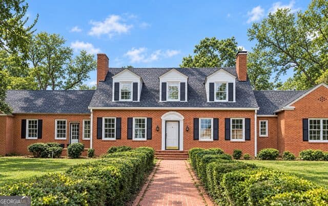 5 bedroom, 4 bathroom, 6,092 sq ft single family residence for sale at 8 Old Chestnut Street, Lumpkin, GA 31815