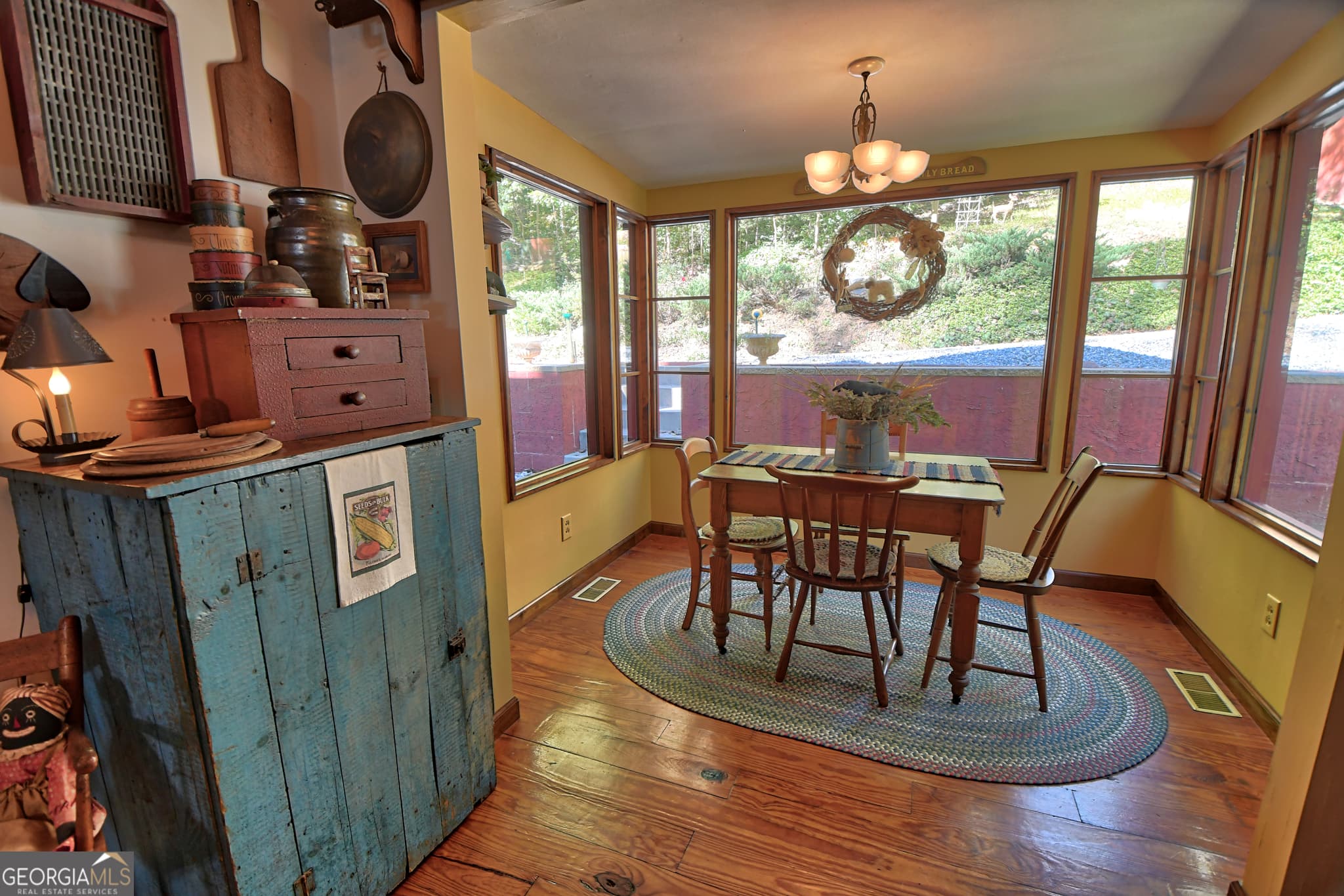 5 bedroom, 3.5 bathroom, 3,127 sq ft single family residence for sale at 31 Creekside Lane, Clayton, GA 30525 — photo 10