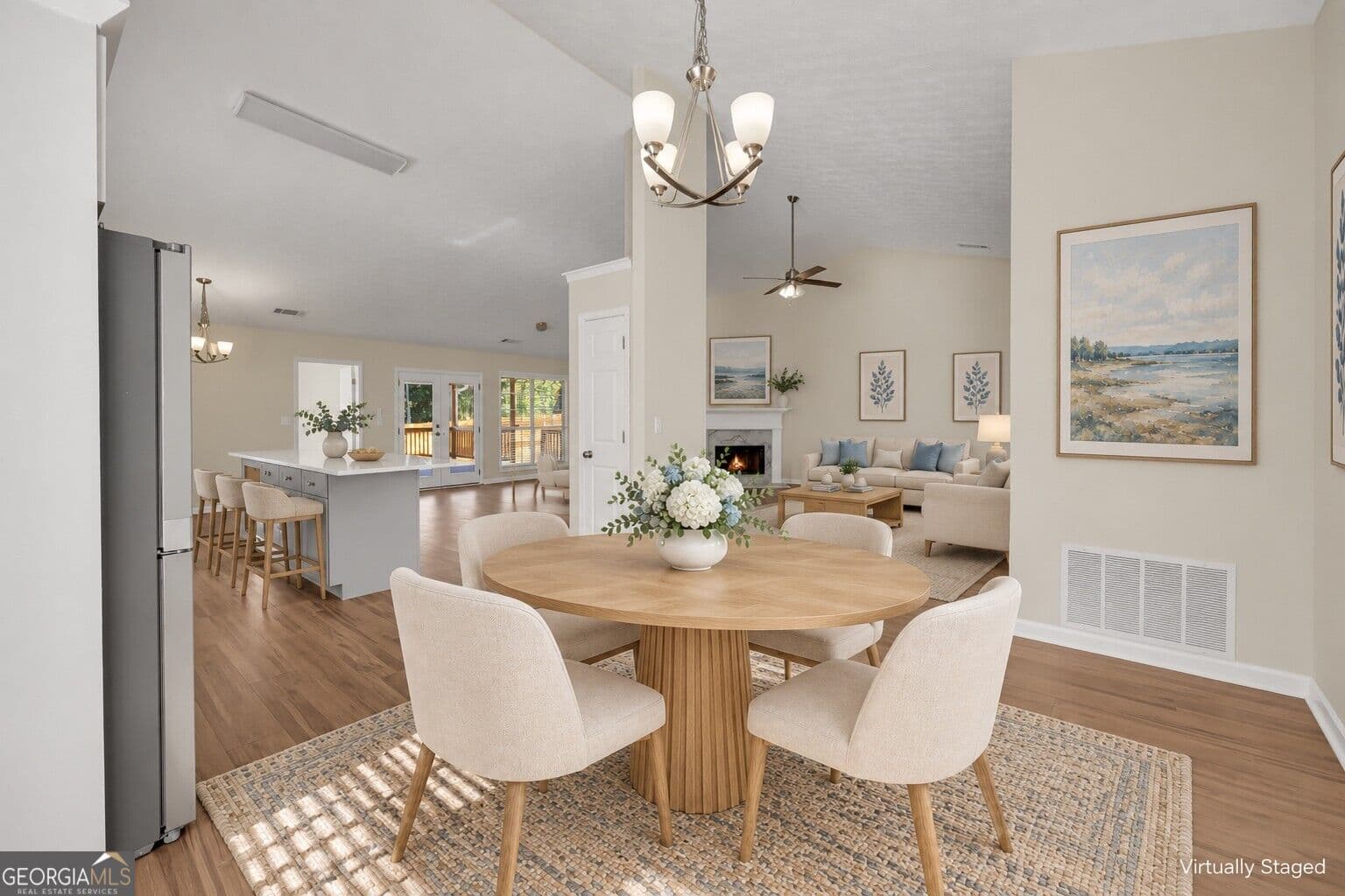 3 bedroom, 2 bathroom, 2,012 sq ft single family residence for sale at 2230 Ashley Crossing Court, Lawrenceville, GA 30043 — photo 7