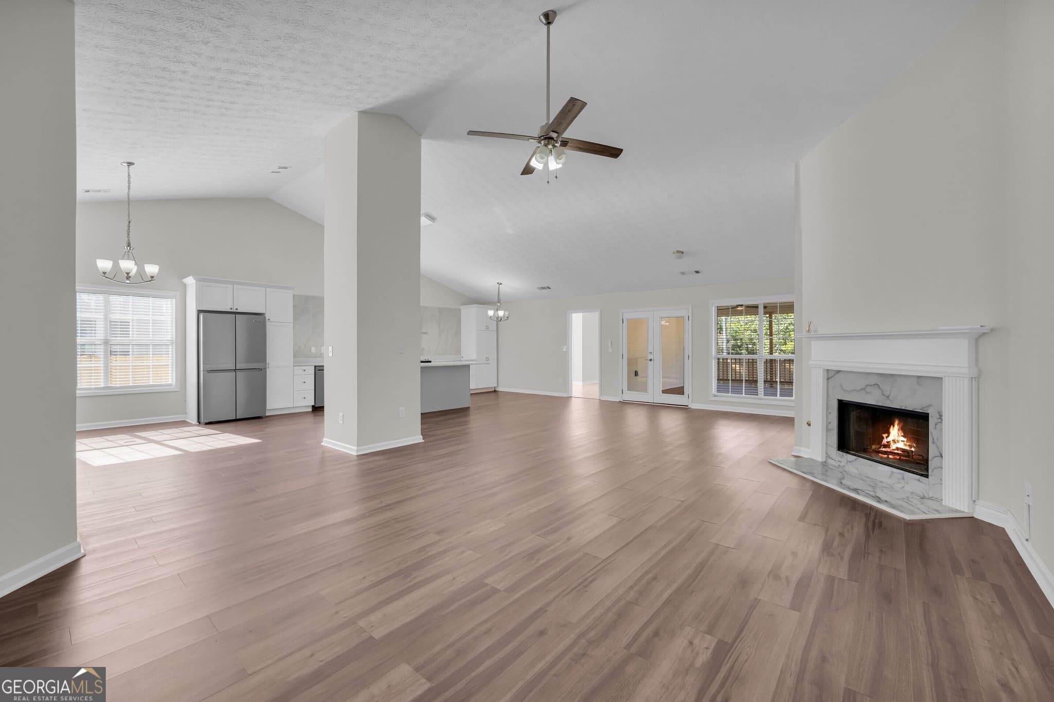 3 bedroom, 2 bathroom, 2,012 sq ft single family residence for sale at 2230 Ashley Crossing Court, Lawrenceville, GA 30043 — photo 4