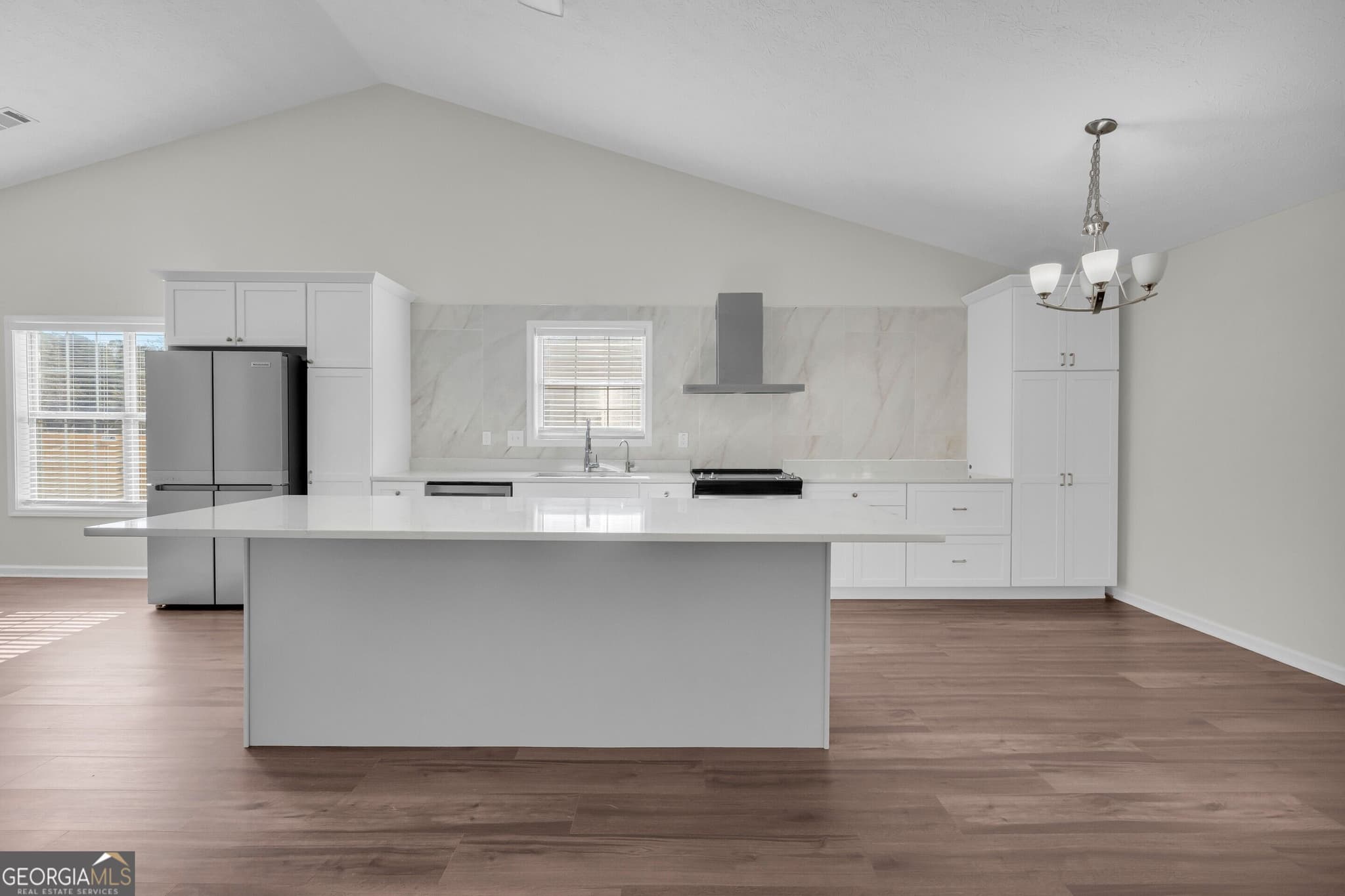 3 bedroom, 2 bathroom, 2,012 sq ft single family residence for sale at 2230 Ashley Crossing Court, Lawrenceville, GA 30043 — photo 8