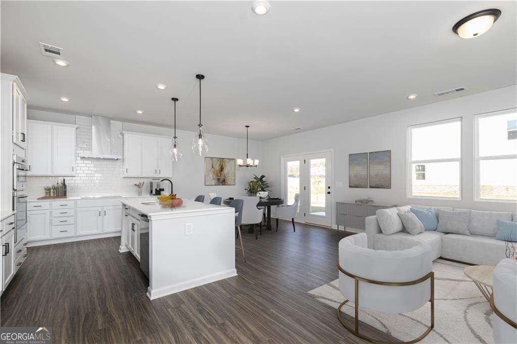 5 bedroom, 4.5 bathroom single family residence for sale at 1550 Jordan Brook Drive Court, Lawrenceville, GA 30043 — photo 7