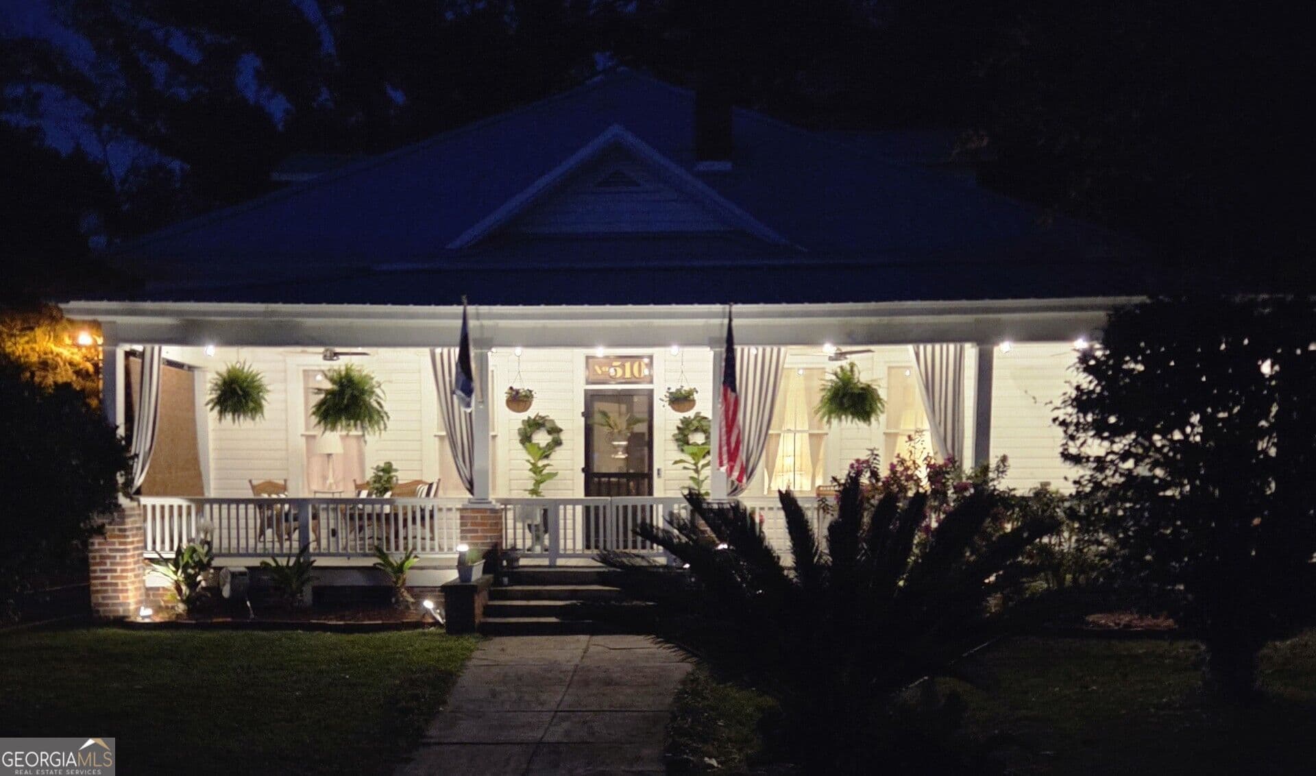 3 bedroom, 3 bathroom, 2,693 sq ft single family residence for sale at 510 Young Street, Thomasville, GA 31792 — photo 3