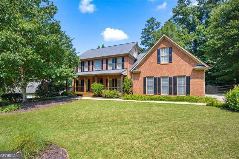 5 bedroom, 3.5 bathroom, 4,151 sq ft single family residence for sale at 4814 Galloways Farm Court, Acworth, GA 30101 — photo 2