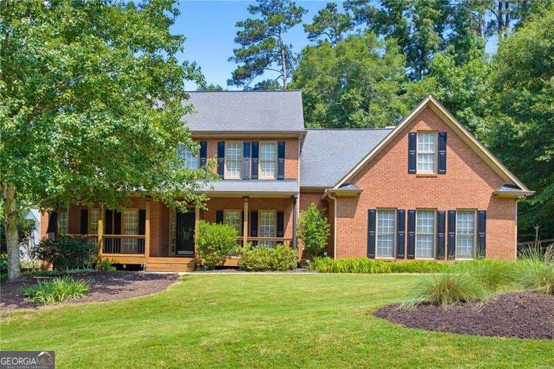 5 bedroom, 3.5 bathroom, 4,151 sq ft single family residence for sale at 4814 Galloways Farm Court, Acworth, GA 30101 — photo 1 of 62