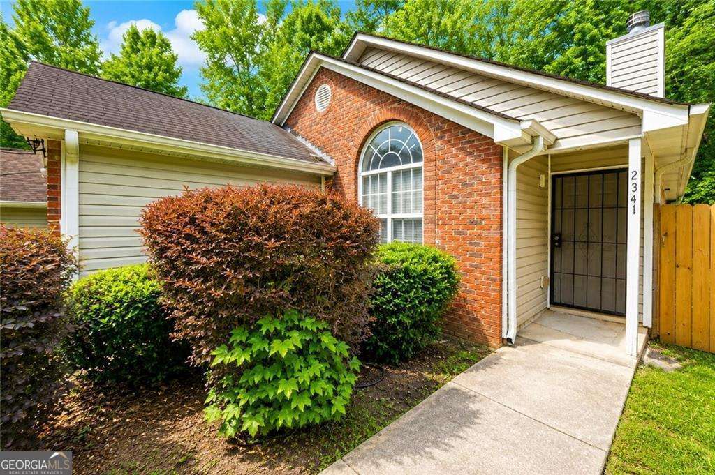4 bedroom, 2 bathroom, 1,476 sq ft single family residence for sale at 2341 Daniel Road, Atlanta, GA 30331 — photo 4