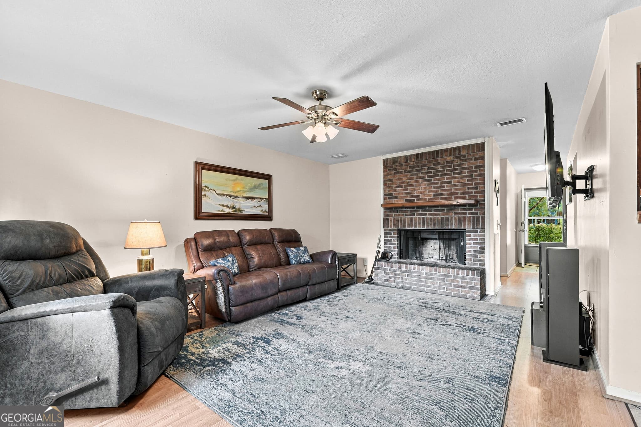 3 bedroom, 2 bathroom, 1,382 sq ft single family residence for sale at 165 W Peach Avenue, Kingsland, GA 31548 — photo 8