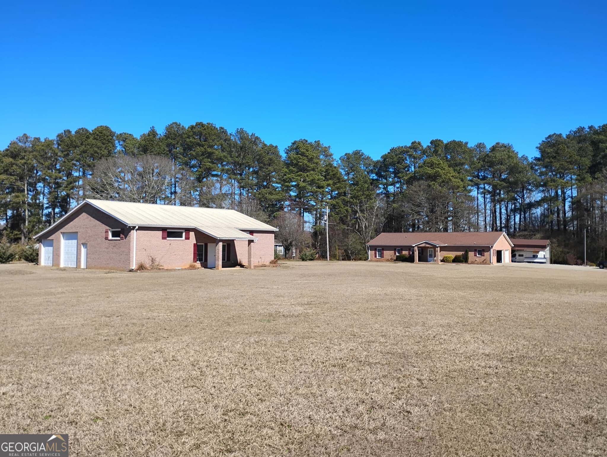 3 bedroom, 2 bathroom, 2,020 sq ft single family residence for sale at 3400 Old Dobbins Bridge Road, Fair Play, SC 29643 — photo 3