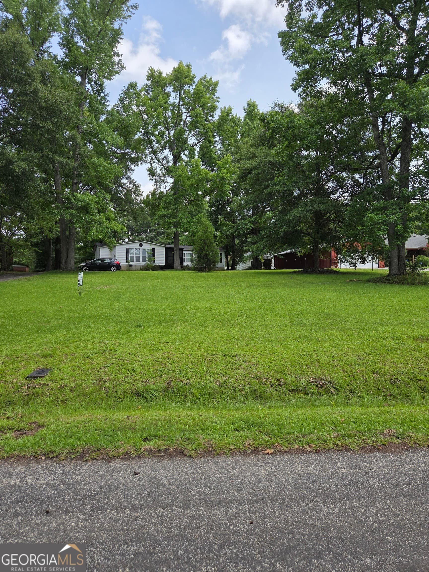 3 bedroom, 2 bathroom, 1,440 sq ft manufactured home,single family residence for sale at 453 Lake Drive, Manchester, GA 31816 — photo 2