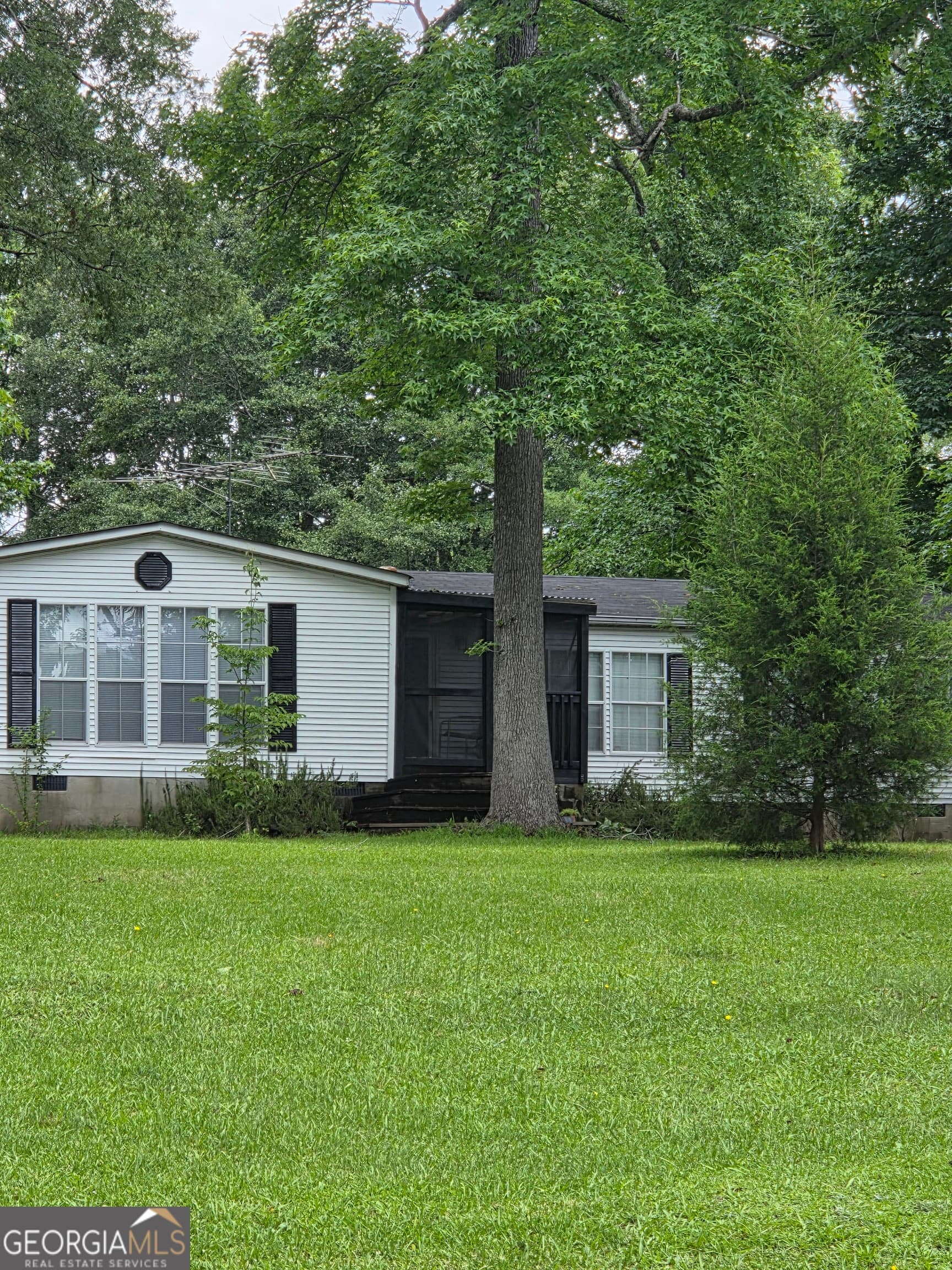 3 bedroom, 2 bathroom, 1,440 sq ft manufactured home,single family residence for sale at 453 Lake Drive, Manchester, GA 31816 — photo 3