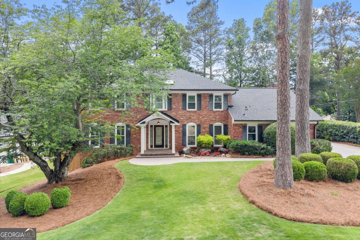 6 bedroom, 5.5 bathroom, 3,687 sq ft single family residence sold at 5380 Redfield Drive, Dunwoody, GA 30338