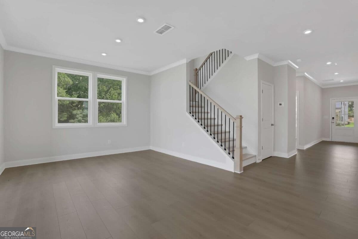 5 bedroom, 4 bathroom, 3,133 sq ft single family residence for sale at 4081 Adler Circle 34, Buford, GA 30519 — photo 9