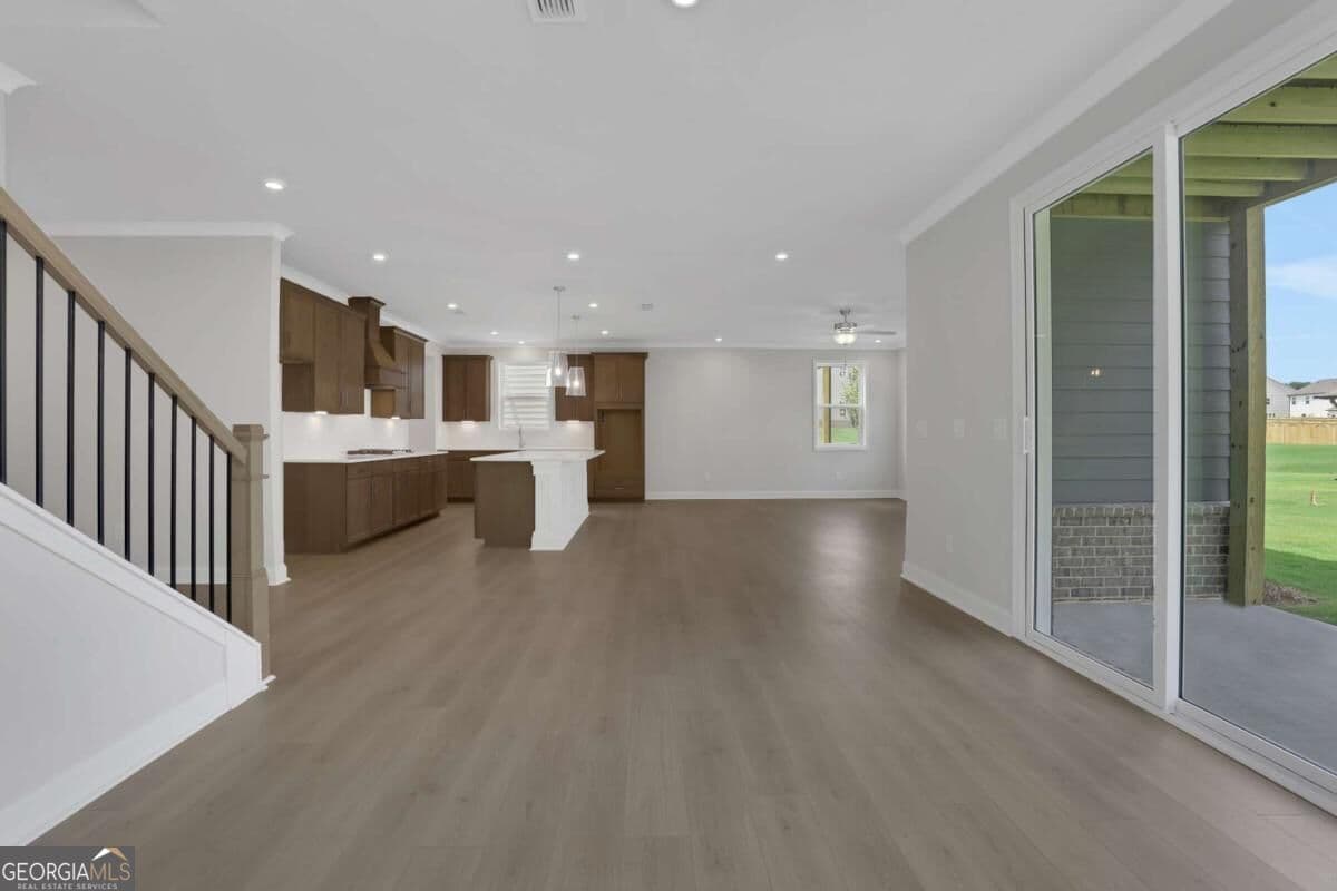 5 bedroom, 4 bathroom, 3,133 sq ft single family residence for sale at 4081 Adler Circle 34, Buford, GA 30519 — photo 10
