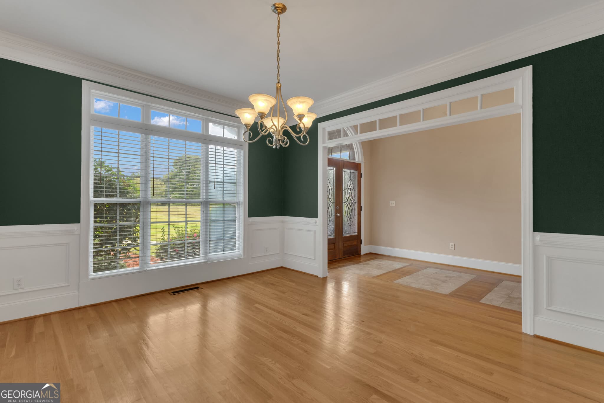 5 bedroom, 4.5 bathroom, 5,461 sq ft single family residence for sale at 5655 Toccoa Drive, Douglasville, GA 30135 — photo 9