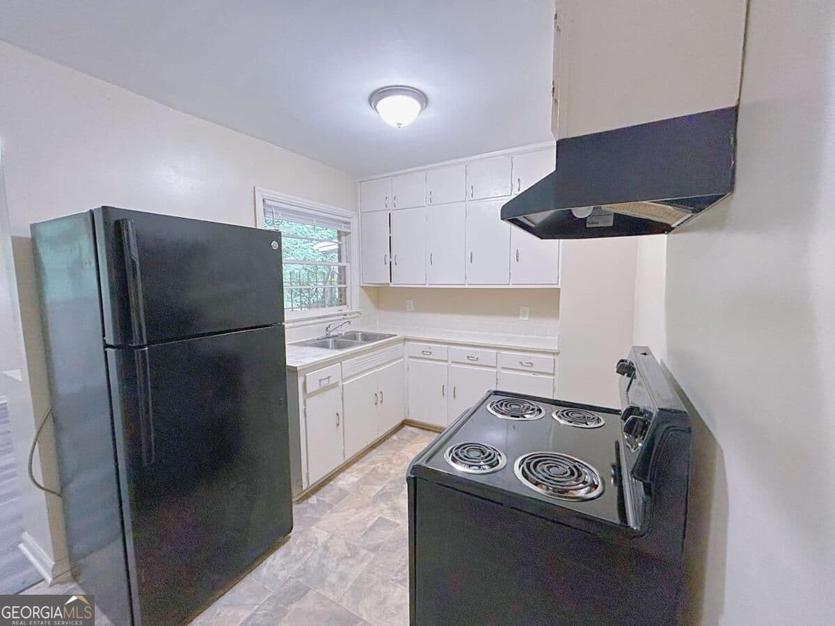 multi family,duplex for sale at 2141 Beecher Circle, Atlanta, GA 30311 — photo 9