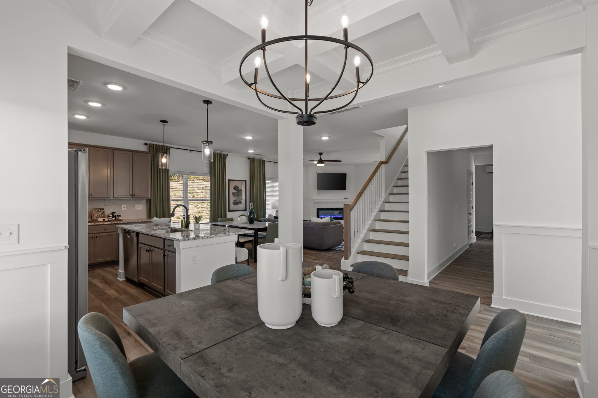 5 bedroom, 4 bathroom, 2,874 sq ft single family residence for sale at 2111 Breamore Drive, Covington, GA 30016 — photo 4