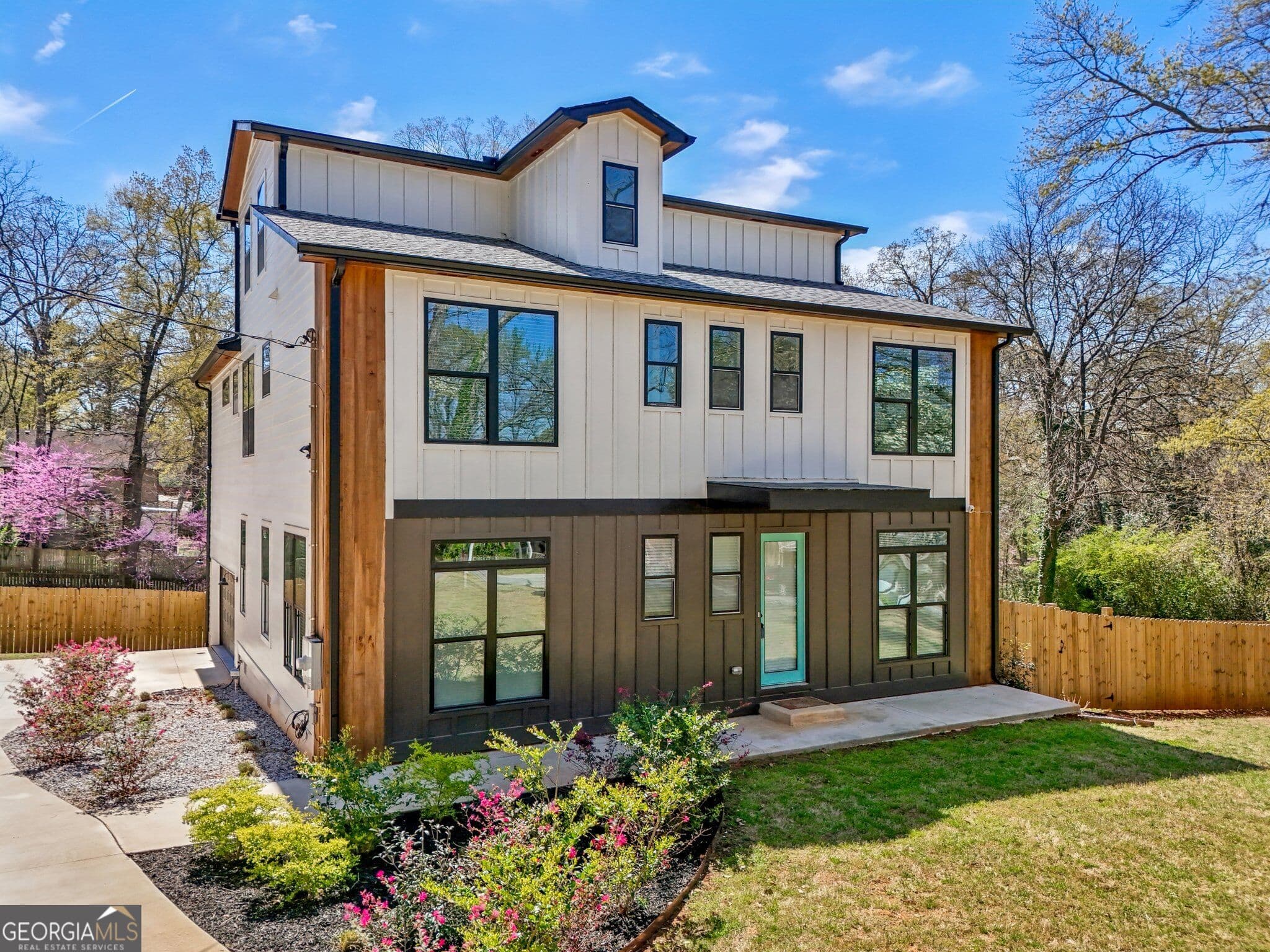 5 bedroom, 4.5 bathroom, 3,500 sq ft single family residence for rent at 3087 Alston Drive, Decatur, GA 30032 for $3,800 a month — photo 5