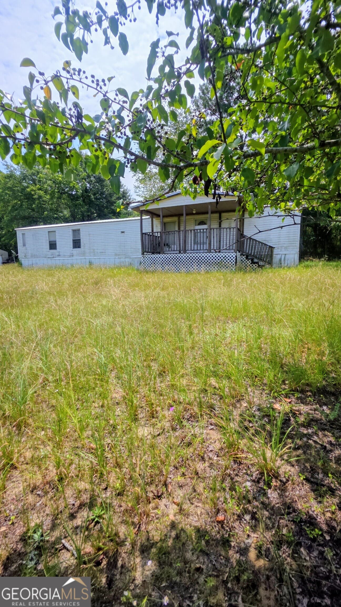 3 bedroom, 2 bathroom, 924 sq ft single family residence sold at 1422 Ga Highway 23, Millen, GA 30442