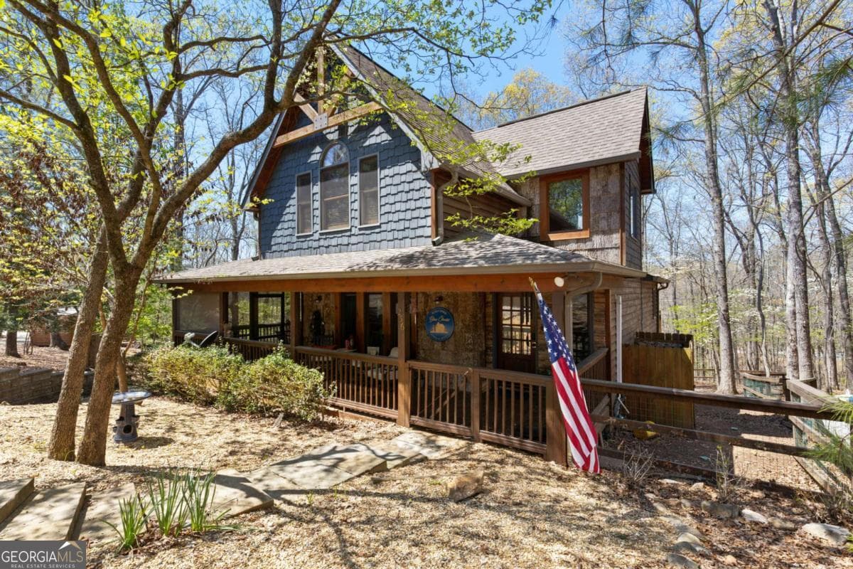 4 bedroom, 3.5 bathroom, 2,372 sq ft cabin,single family residence for sale at 236 Logan Drive 24, Mineral Bluff, GA 30559 — photo 2