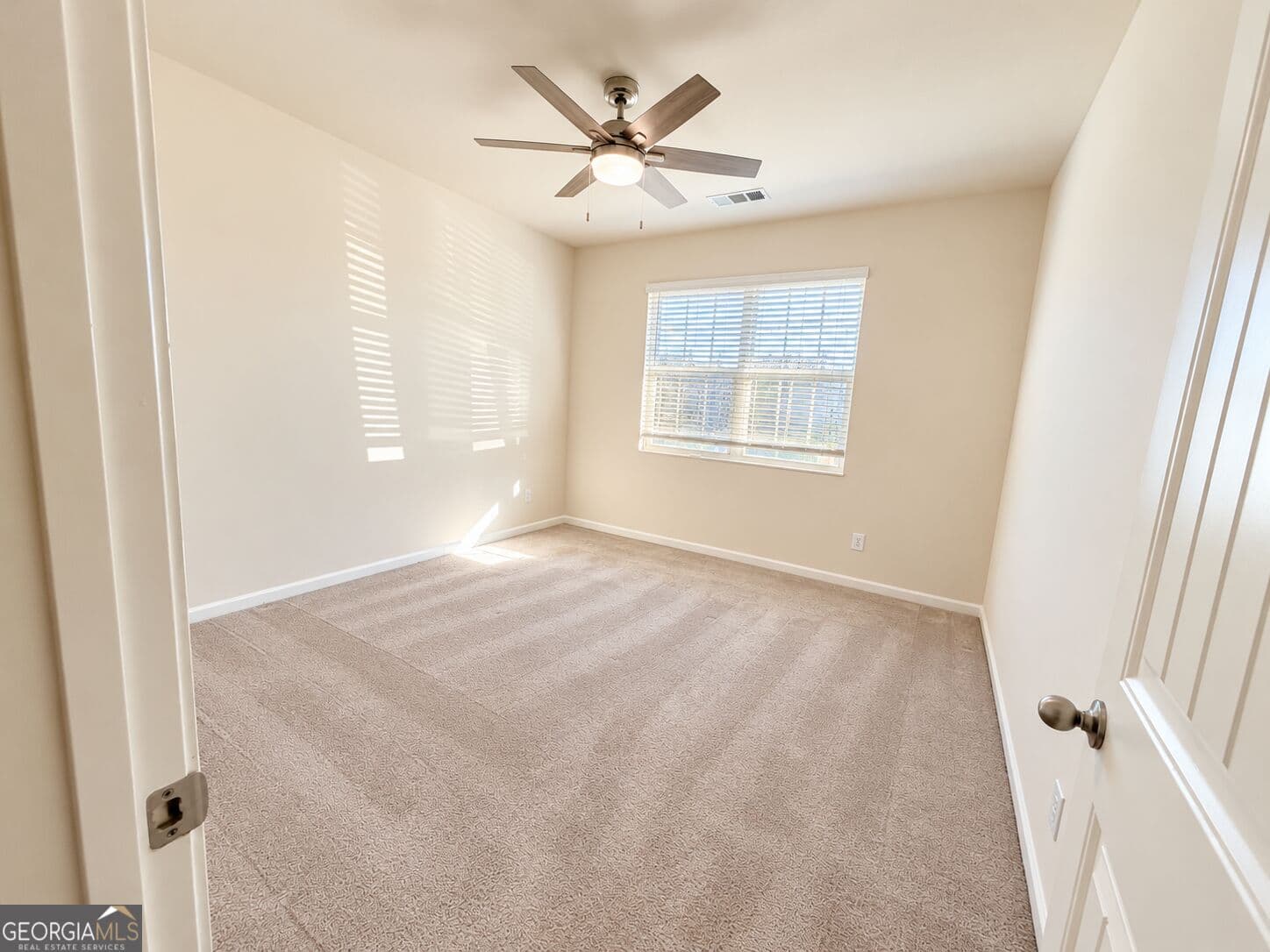 5 bedroom, 3 bathroom, 2,856 sq ft single family residence for rent at 320 Barnwood Lane, Dawsonville, GA 30534 for $2,500 a month — photo 7