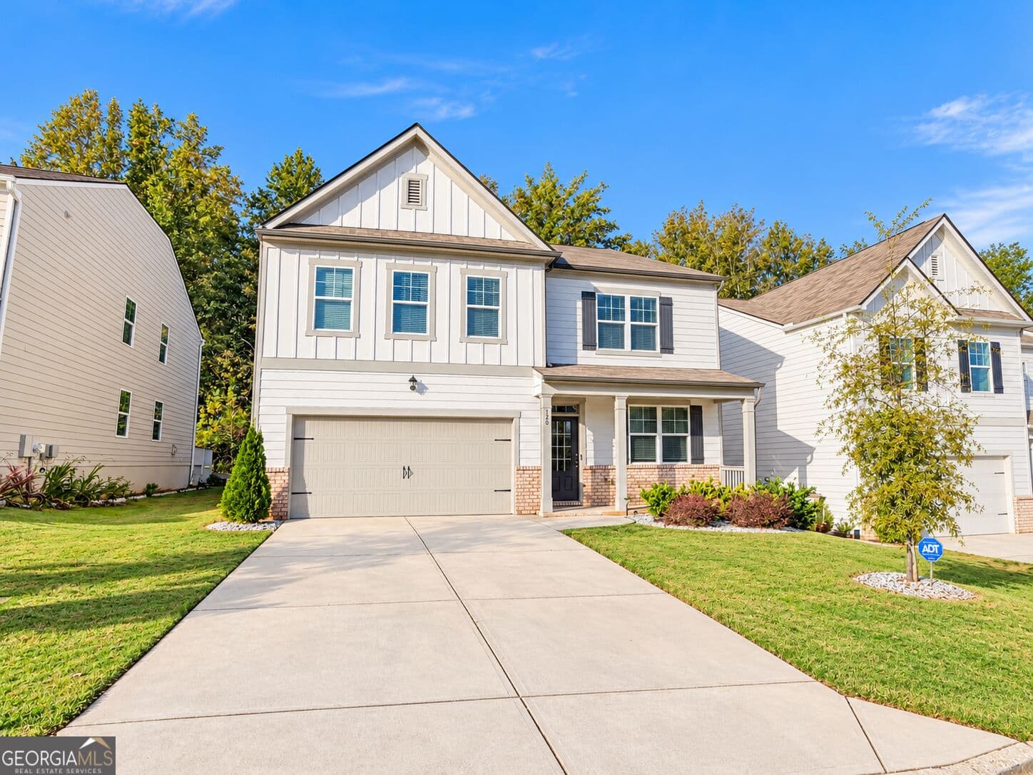 5 bedroom, 3 bathroom, 2,856 sq ft single family residence for rent at 320 Barnwood Lane, Dawsonville, GA 30534 for $2,500 a month — photo 1 of 14