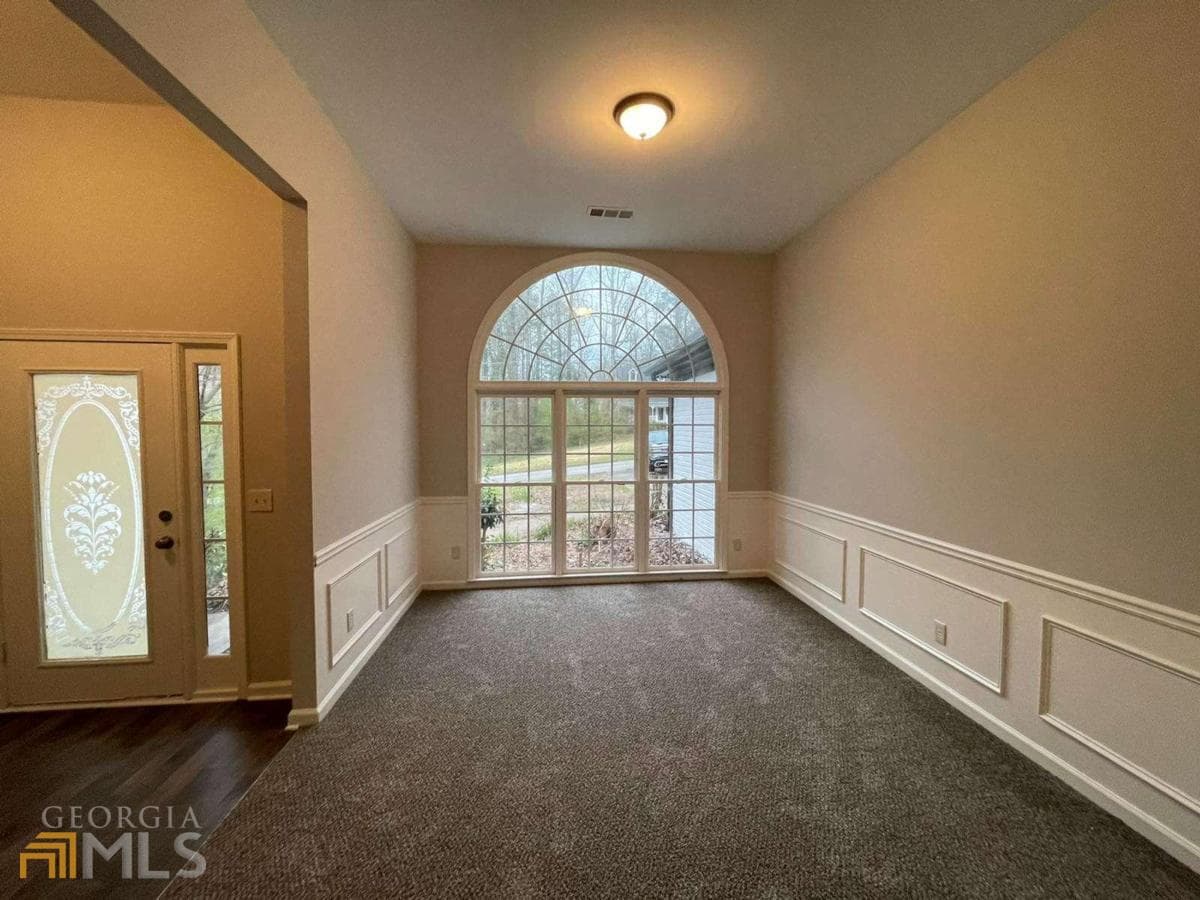 3 bedroom, 2.5 bathroom, 2,476 sq ft single family residence for sale at 3541 Gleneagles Court, Snellville, GA 30039 — photo 7