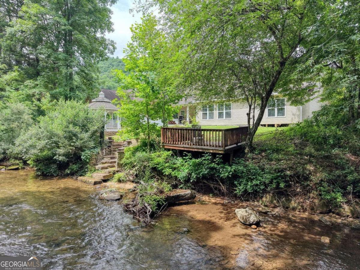 3 bedroom, 4 bathroom, 2,246 sq ft single family residence for sale at 2187 Big Pine Drive, Hiawassee, GA 30546 — photo 6