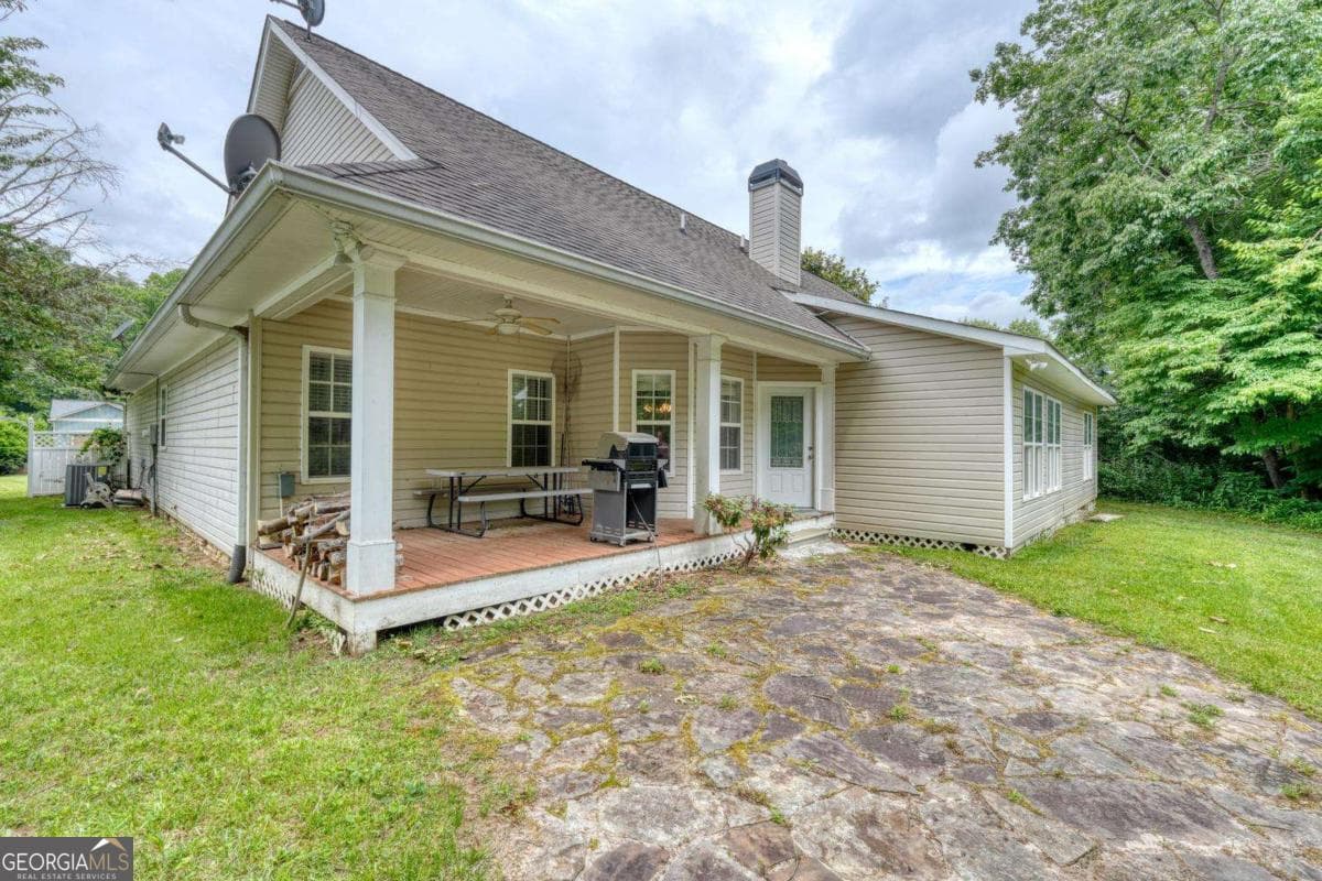 3 bedroom, 4 bathroom, 2,246 sq ft single family residence for sale at 2187 Big Pine Drive, Hiawassee, GA 30546 — photo 10