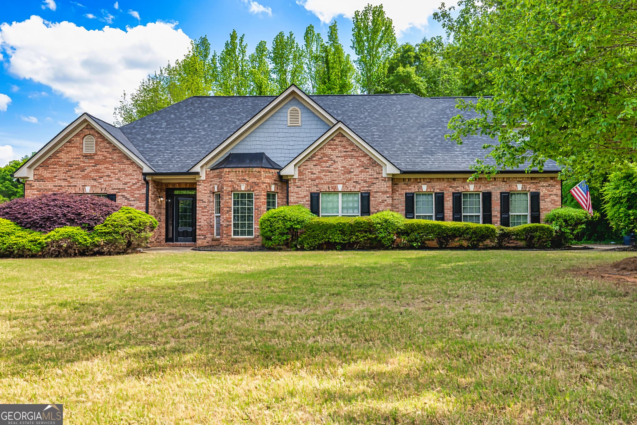 4 bedroom, 3.5 bathroom, 3,080 sq ft single family residence sold at 60 Fischer Trace, Newnan, GA 30265