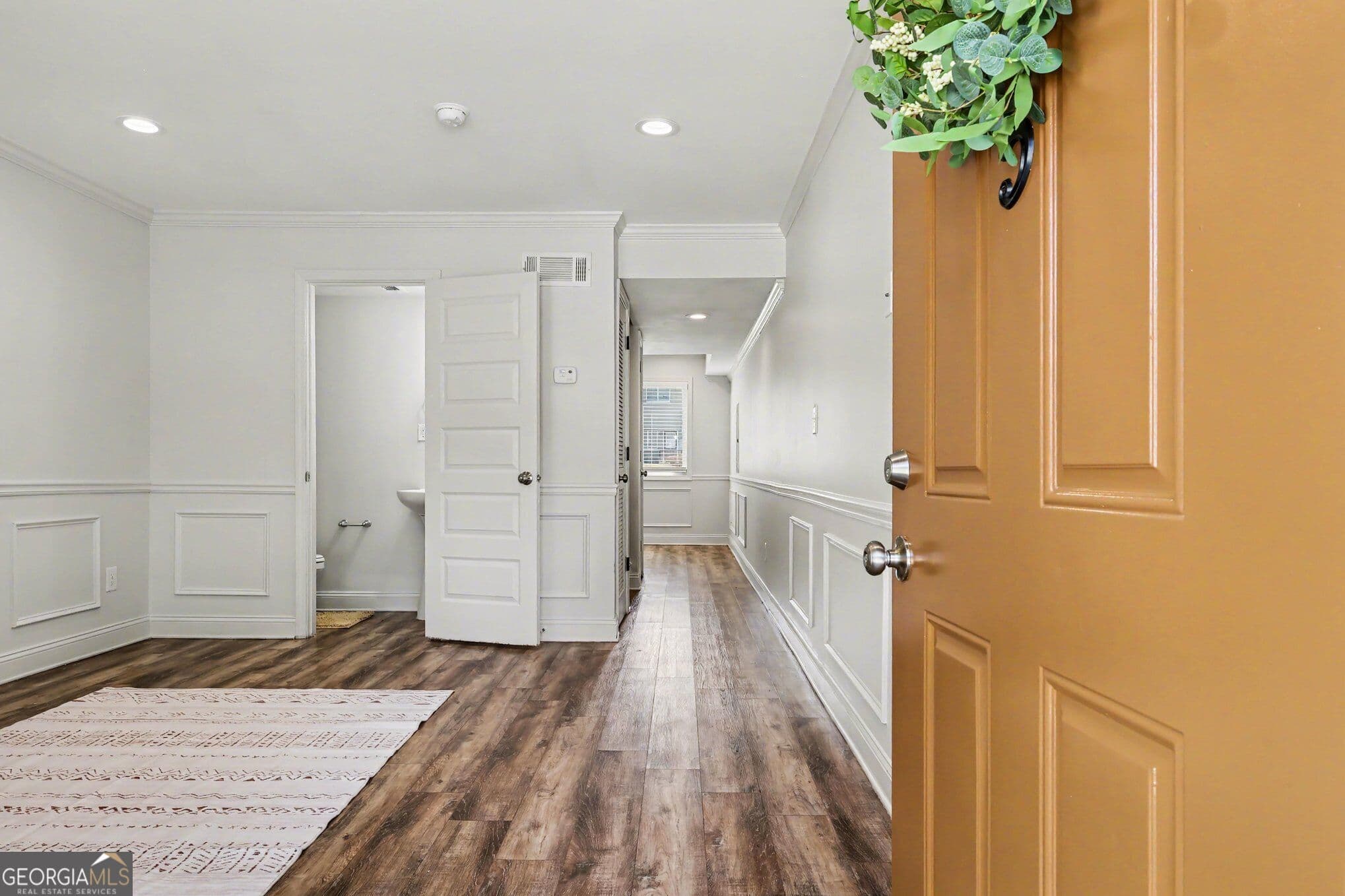 2 bedroom, 1.5 bathroom, 984 sq ft apartment for rent at 470 Bolton Rd NW Drive SW Drive D6, Atlanta, GA 30331 for $1,750 a month — photo 2