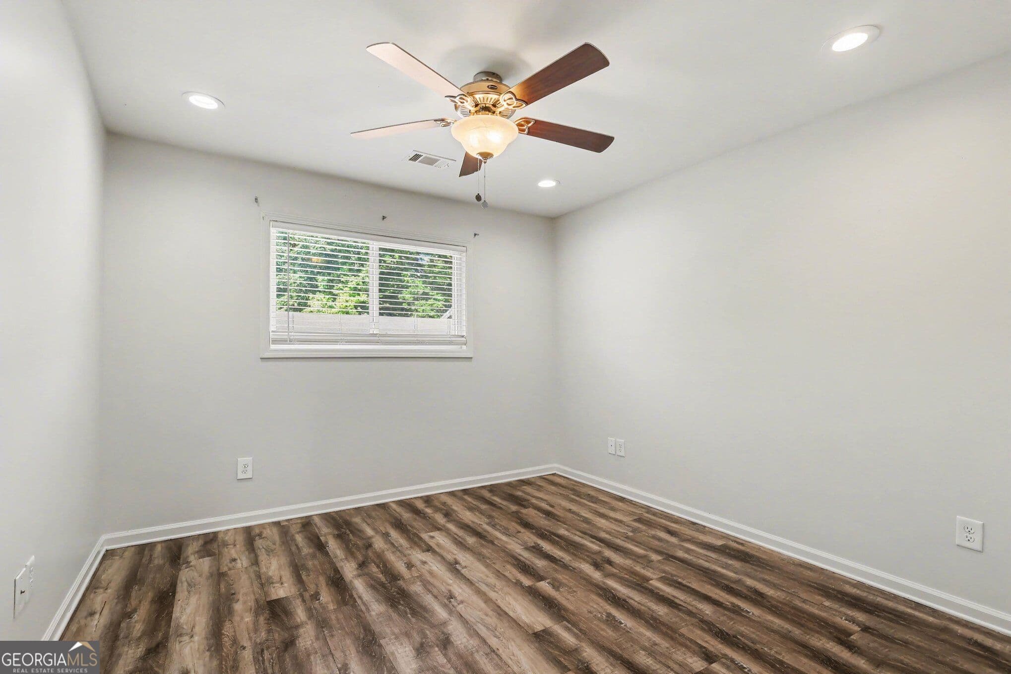 2 bedroom, 1.5 bathroom, 984 sq ft apartment for rent at 470 Bolton Rd NW Drive SW Drive D6, Atlanta, GA 30331 for $1,750 a month — photo 4