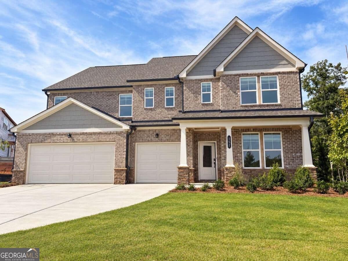 5 bedroom, 2.5 bathroom, 3,006 sq ft single family residence for sale at 152 York Manor, Mcdonough, GA 30252