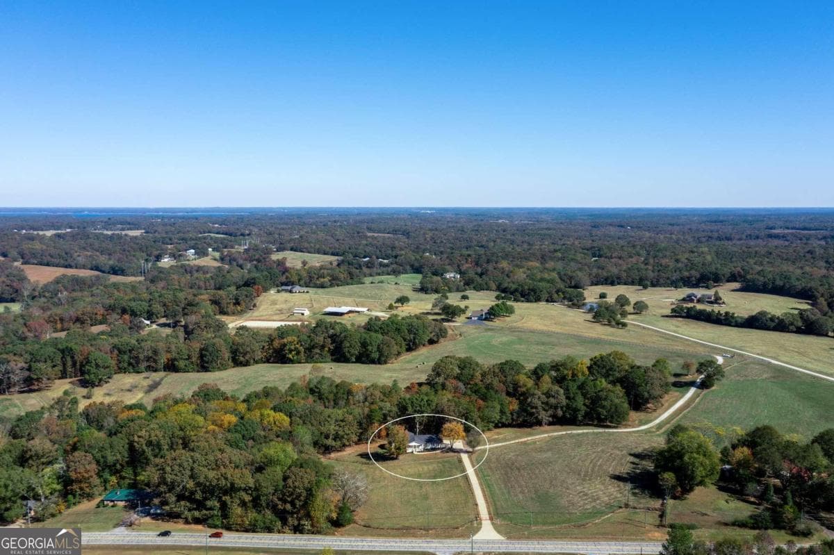 5 bedroom, 3 bathroom farm for sale at 173 & 175 Deer Creek Farms Road, Hartwell, GA 30643 — photo 7