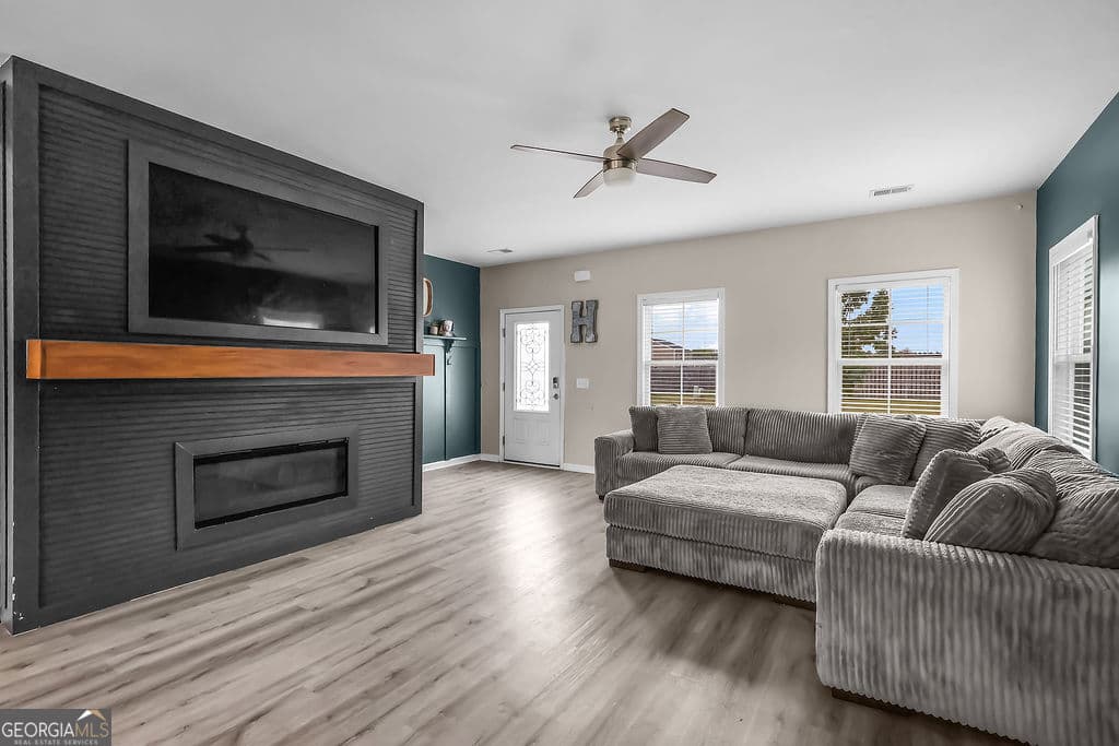 5 bedroom, 2.5 bathroom, 2,328 sq ft single family residence for sale at 231 Caroline Way, Guyton, GA 31312 — photo 8