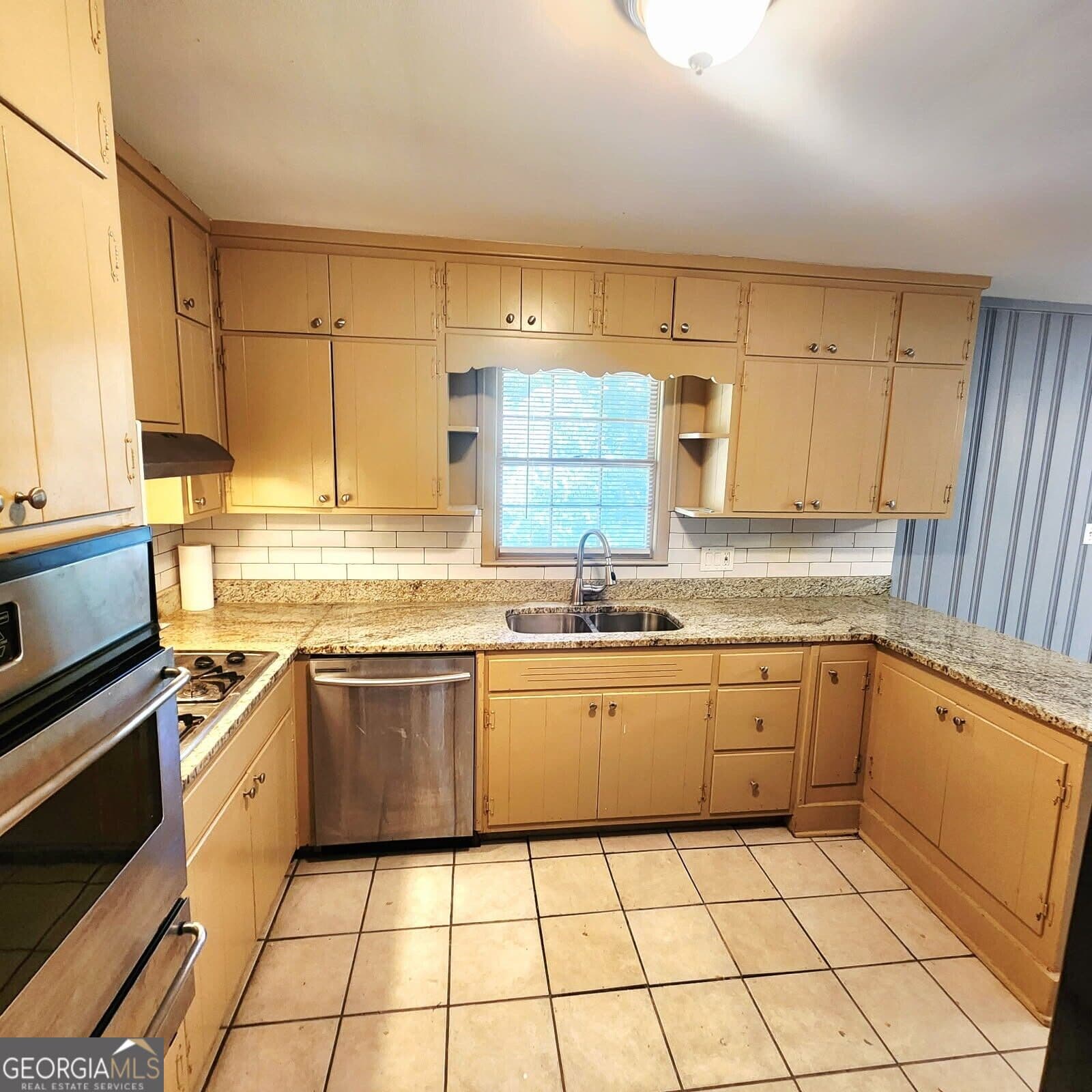 3 bedroom, 2 bathroom single family residence for rent at 2509 Ben Hill Road, East Point, GA 30344 for $1,795 a month — photo 6