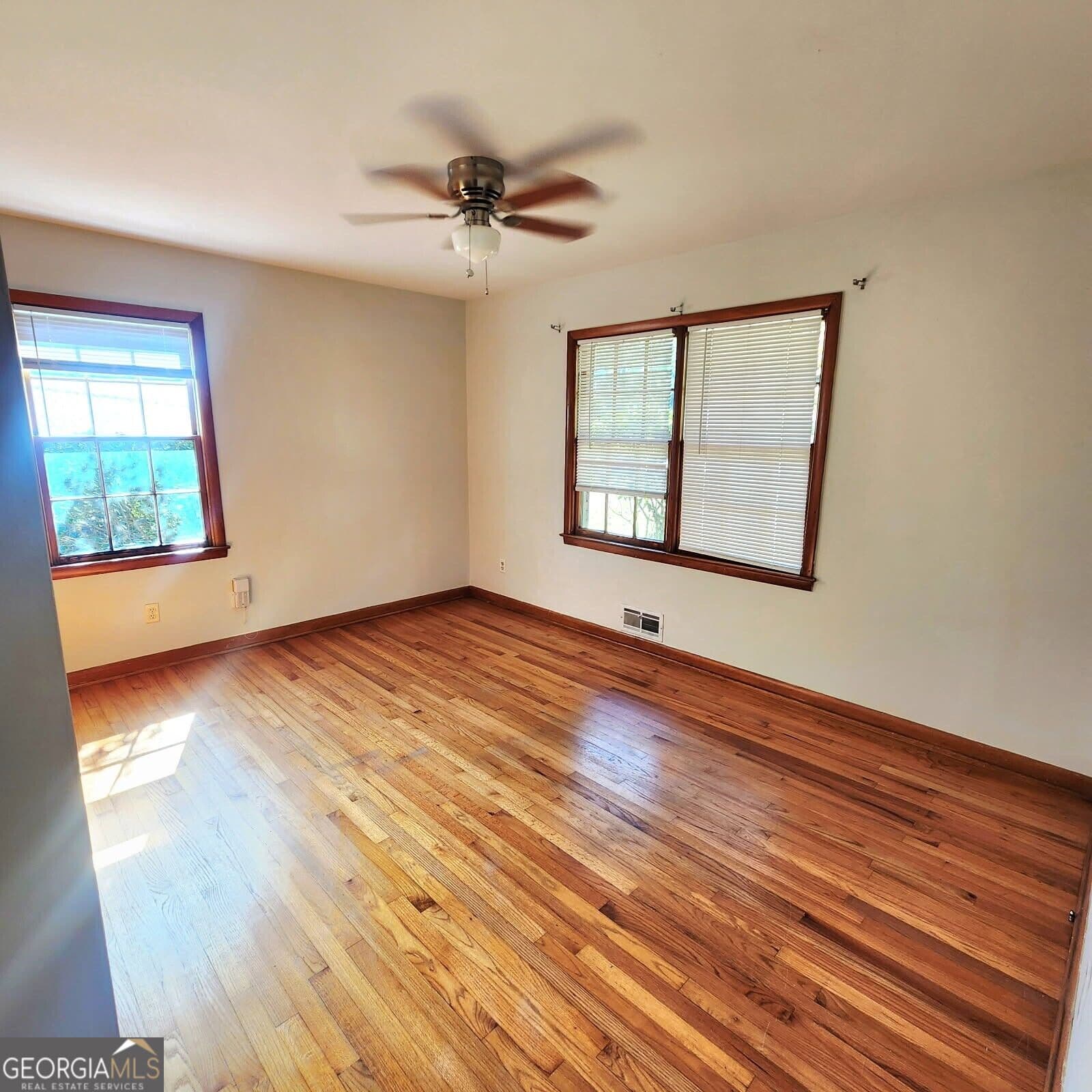 3 bedroom, 2 bathroom single family residence for rent at 2509 Ben Hill Road, East Point, GA 30344 for $1,795 a month — photo 9