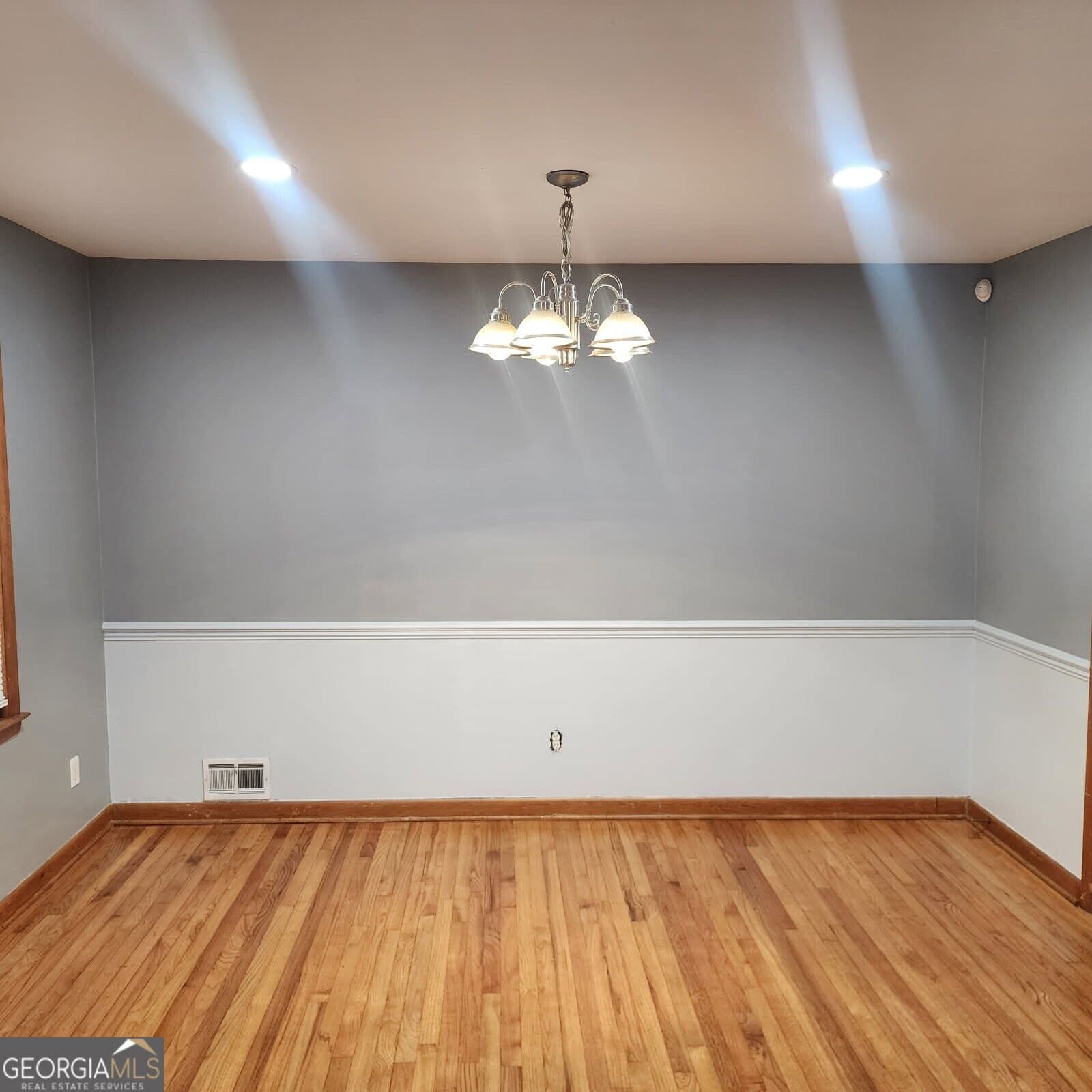 3 bedroom, 2 bathroom single family residence for rent at 2509 Ben Hill Road, East Point, GA 30344 for $1,795 a month — photo 4