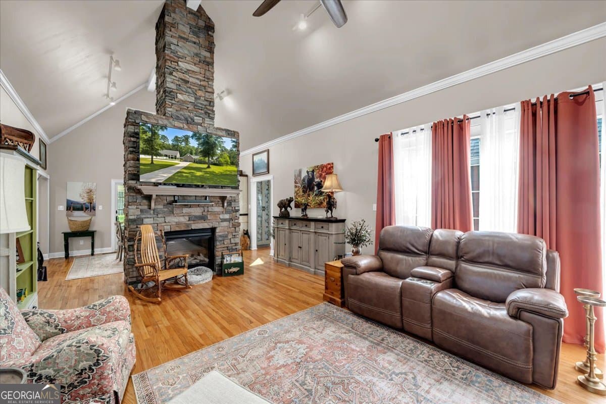 3 bedroom, 2 bathroom, 1,830 sq ft single family residence for sale at 105 N N Valhalla Way, Cordele, GA 31015 — photo 9