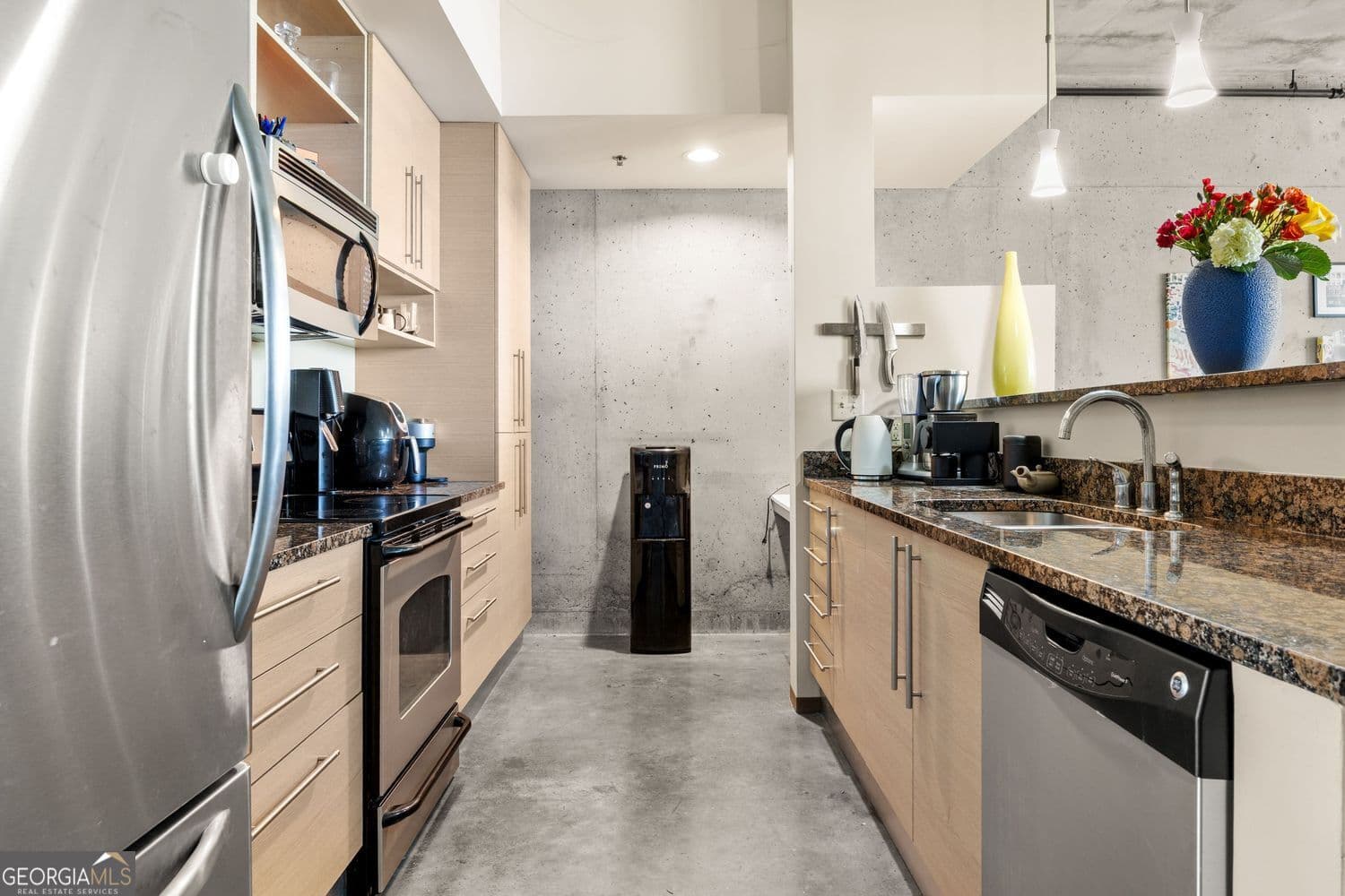 1 bedroom, 1 bathroom, 960 sq ft condominium for sale at 480 John Wesley Dobbs Avenue 332, Atlanta, GA 30312 — photo 8