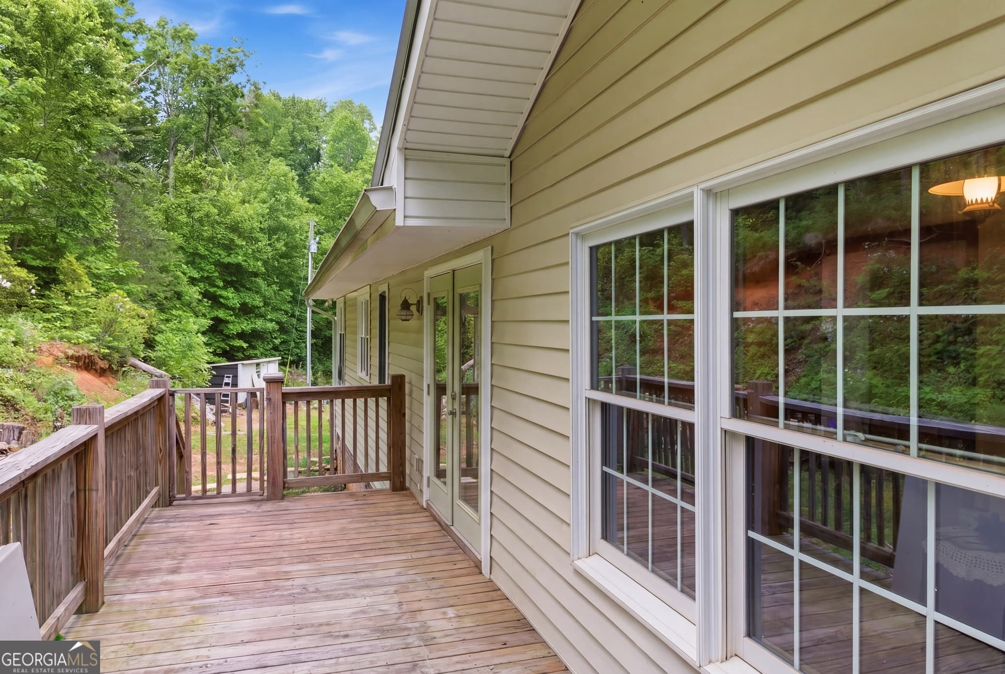 5 bedroom, 3 bathroom, 3,744 sq ft single family residence for sale at 169 N Pinecrest Road, Toccoa, GA 30577 — photo 6
