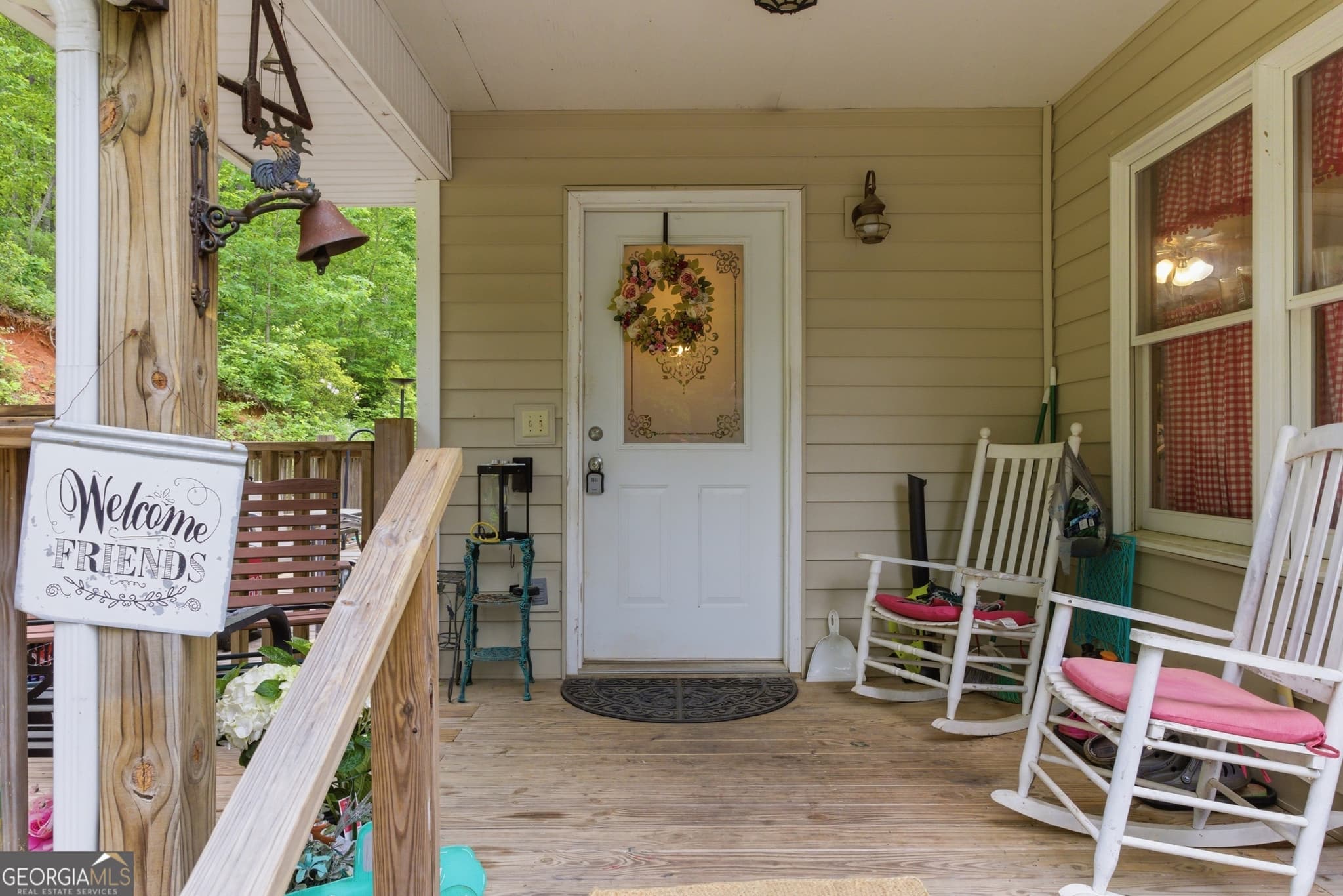 5 bedroom, 3 bathroom, 3,744 sq ft single family residence for sale at 169 N Pinecrest Road, Toccoa, GA 30577 — photo 7
