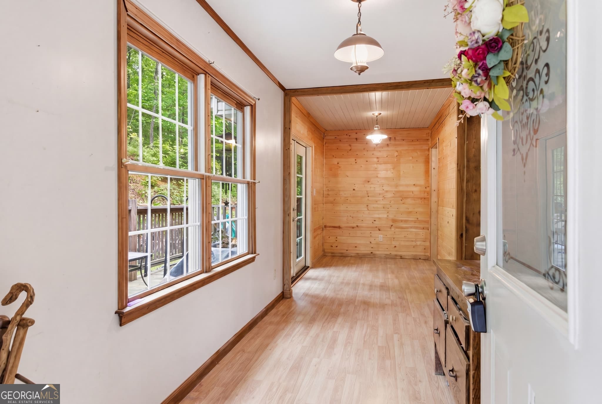 5 bedroom, 3 bathroom, 3,744 sq ft single family residence for sale at 169 N Pinecrest Road, Toccoa, GA 30577 — photo 8